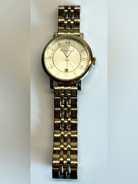 Silpada Gold Tone Roman Numeral Quartz Watch Needs Battery